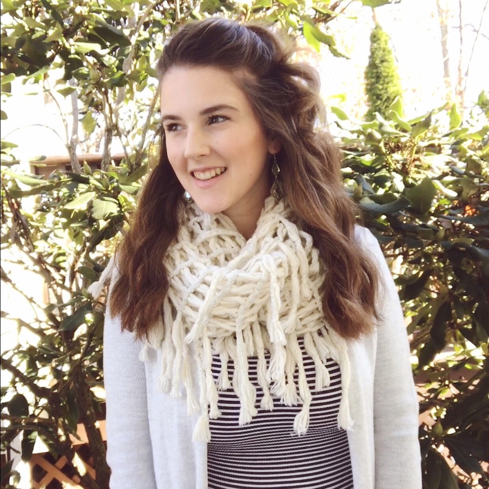 Scarf!